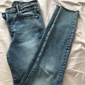 MOTHER denim high waisted ankle jeans size 25